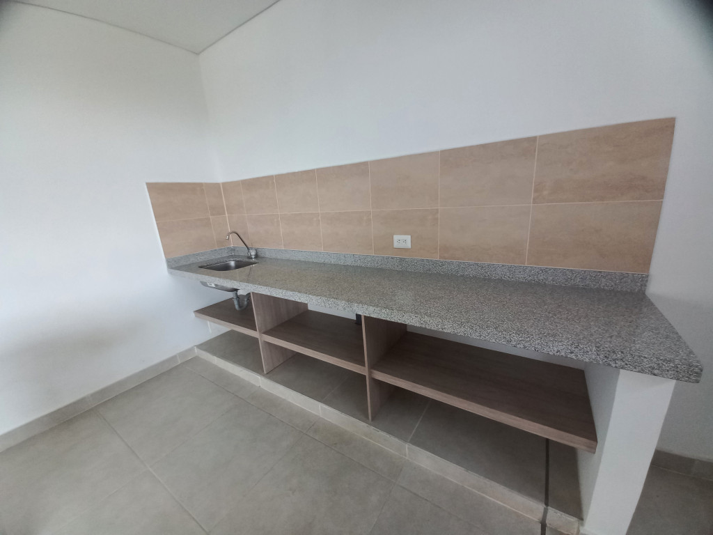 Apartamento En Venta - C. R  Valle Lindo Piso 12, Ibagué