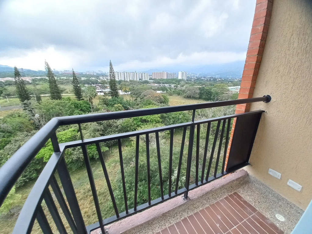 Apartamento En Venta - C. R  Valle Lindo Piso 12, Ibagué