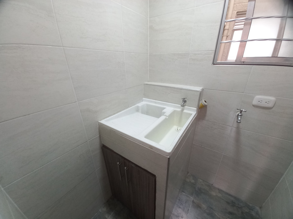 Apartamento En Arriendo - Arboleda  Algarrobo Piso 3 Sin Ascensor, Ibagué