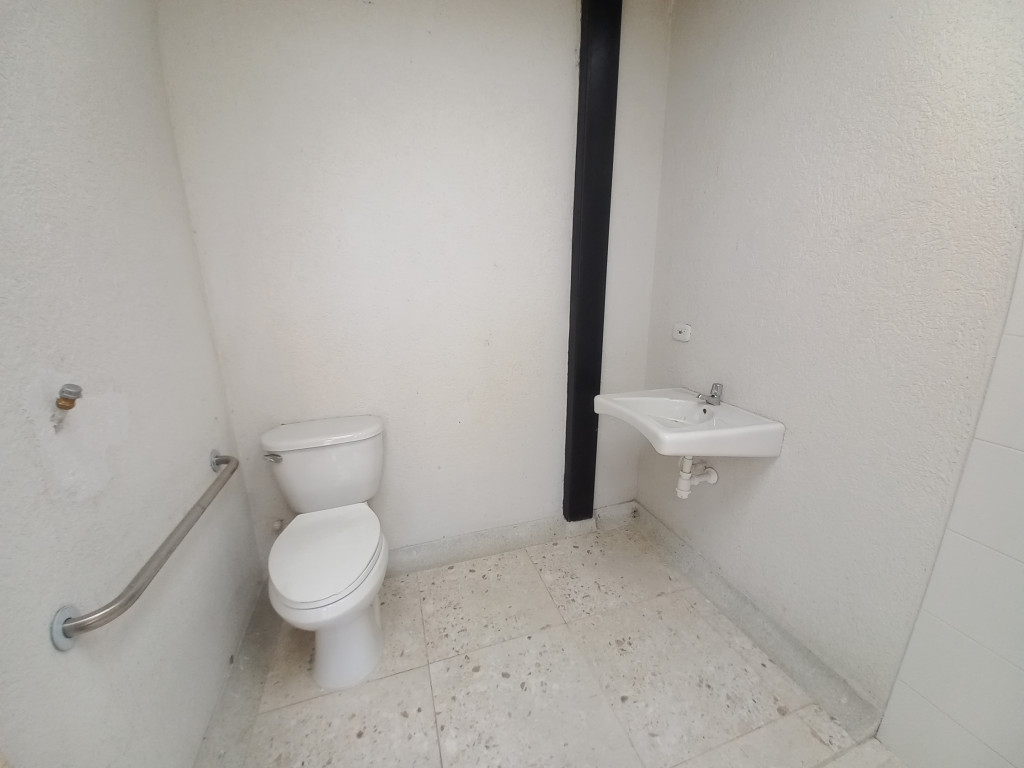 Apartamento En Venta - Edificio Centro Comercial Pasaje Real Piso 4, Ibagué