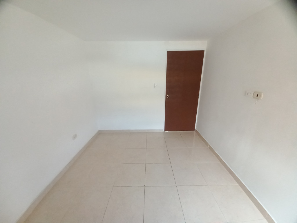 Apartamento En Venta - Edificio Ferrocarril Piso 3 Sin Acsensor, Ibagué