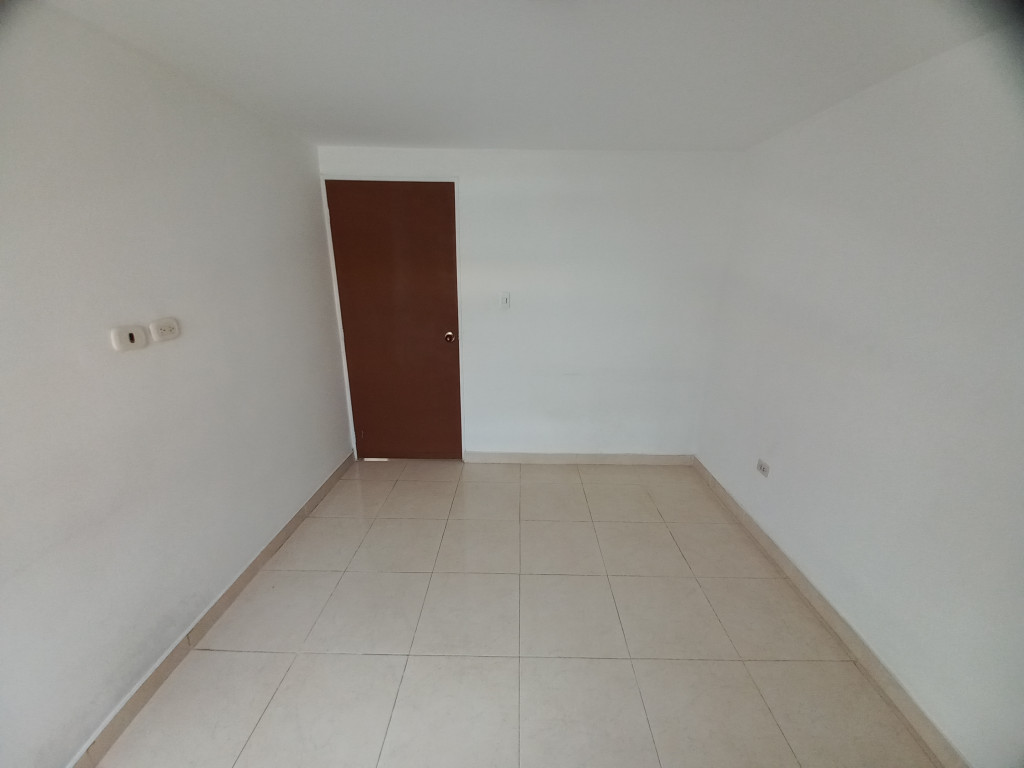 Apartamento En Venta - Edificio Ferrocarril Piso 3 Sin Acsensor, Ibagué