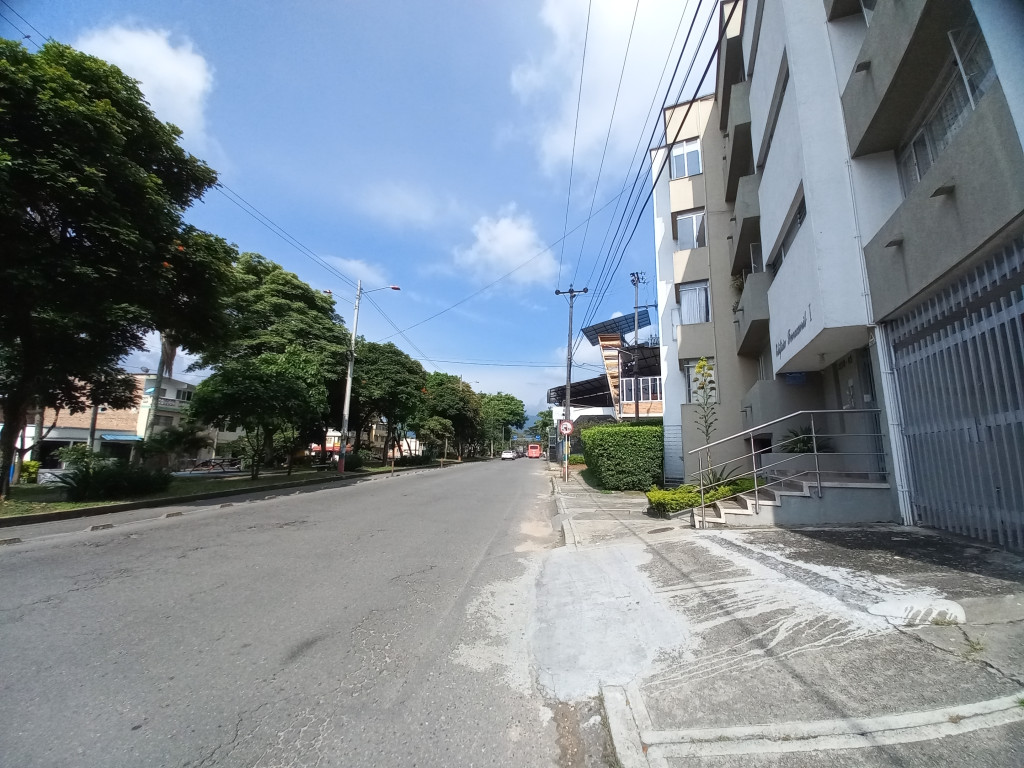 Apartamento En Venta - Edificio Ferrocarril Piso 3 Sin Acsensor, Ibagué