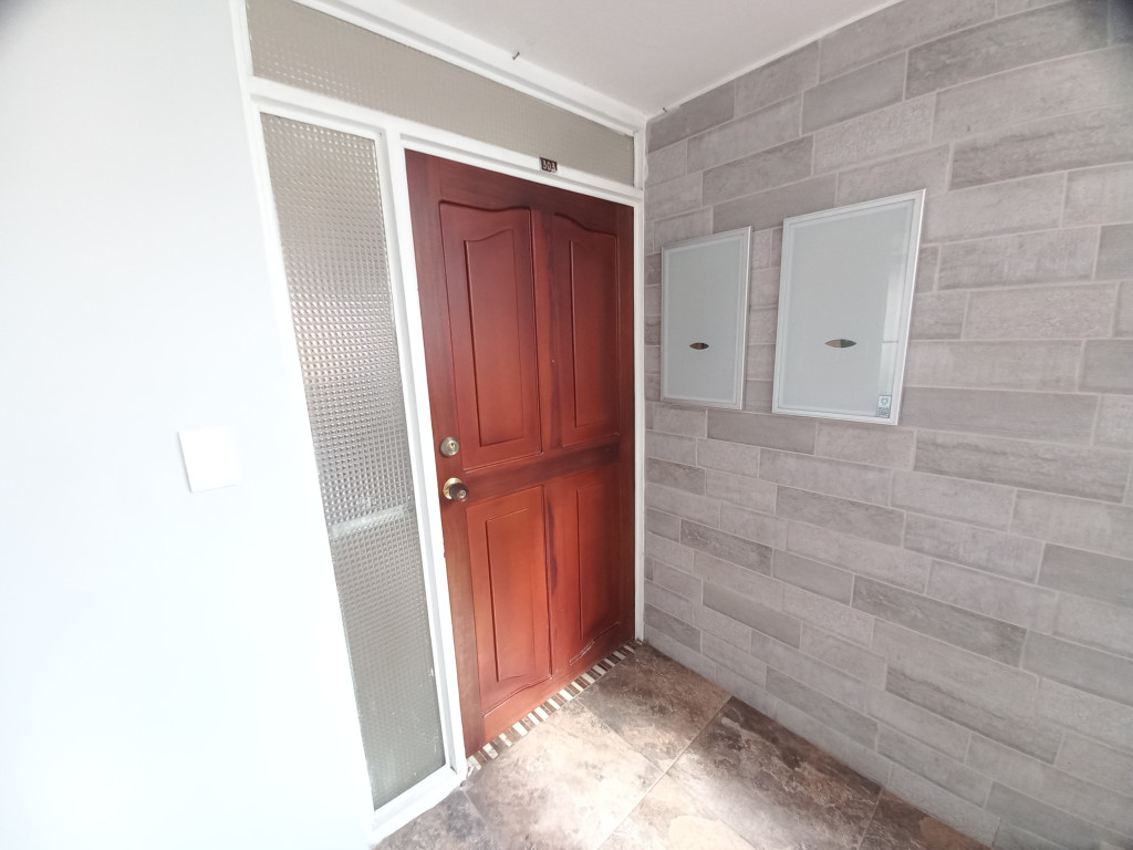 Apartamento En Venta - Edificio Ferrocarril Piso 3 Sin Acsensor, Ibagué