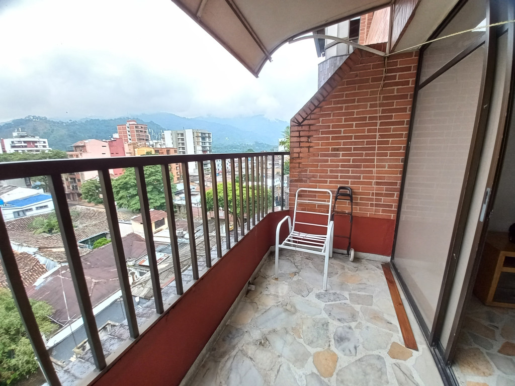 Apartamento En Venta - Penthouse Multifamilares El Eden  Piso 9, Ibagué