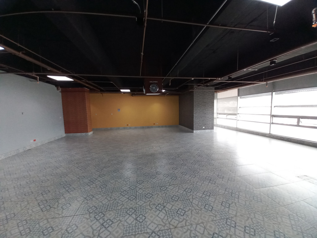 Oficina En Arriendo/Venta - Centro Empresarial - Wordl Trade Center Piso 7, Ibagué