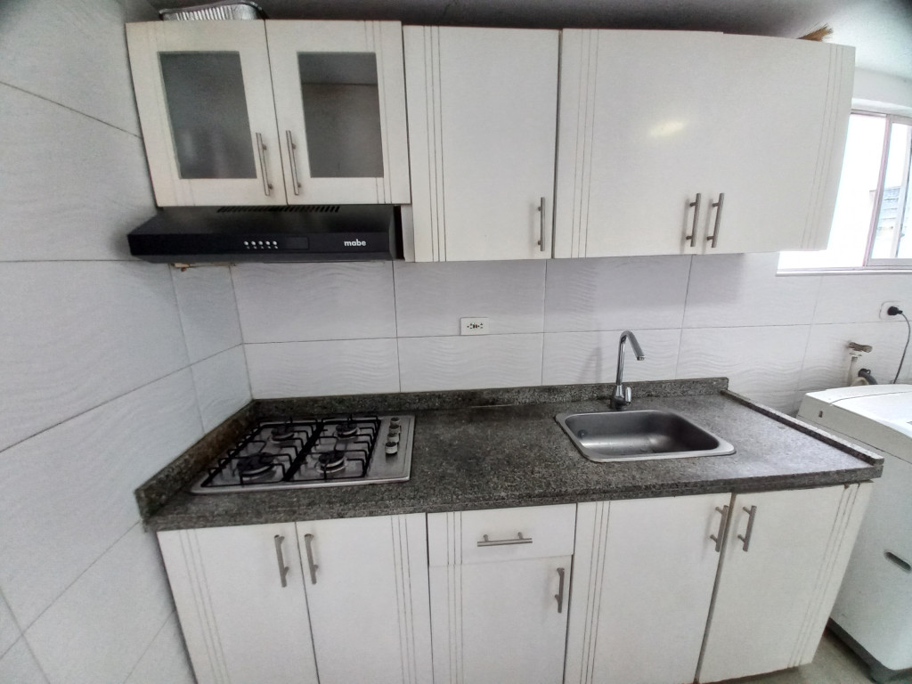 Apartamento En Venta - C.r Montebonito Piso 4 Sin Ascensor, Ibagué