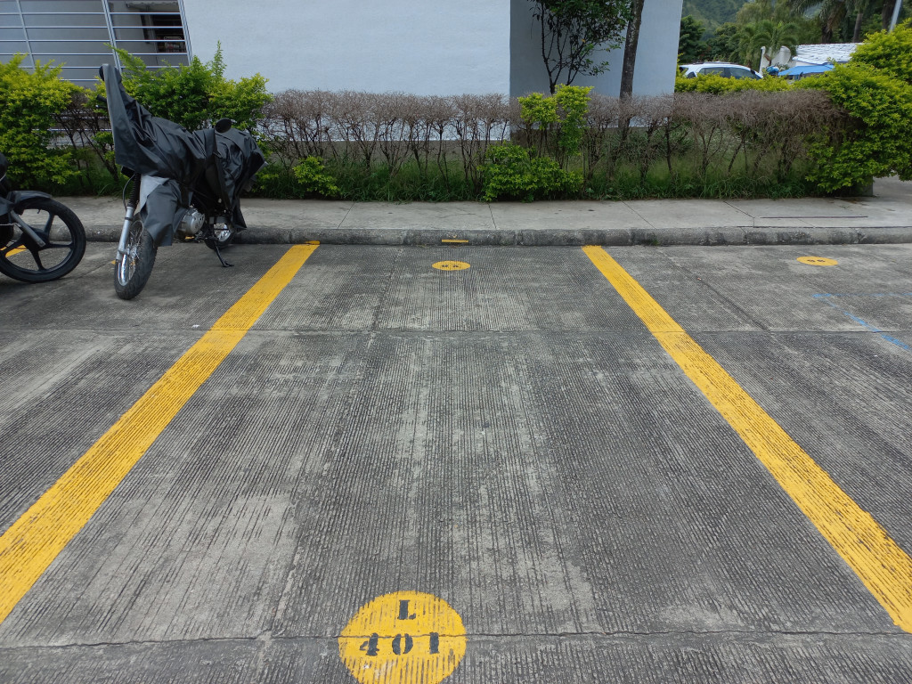 Apartamento En Venta - C.r Montebonito Piso 4 Sin Ascensor, Ibagué