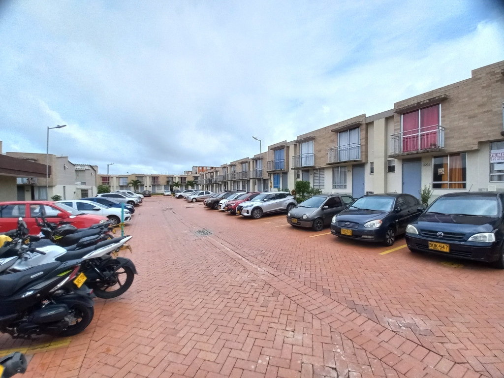 Casa En Arriendo - C.r Arboleda Campestre Jacaranda Piso 9, Ibagué