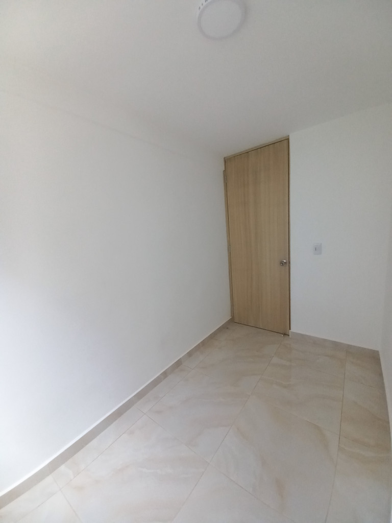 Apartamento En Arriendo - C.r Escarlata Piso 2 Sin Ascensor, Ibagué