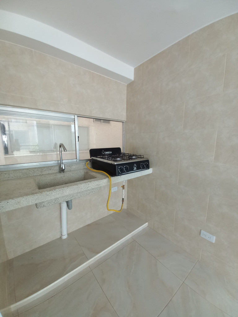 Apartamento En Arriendo - C.r Escarlata Piso 2 Sin Ascensor, Ibagué