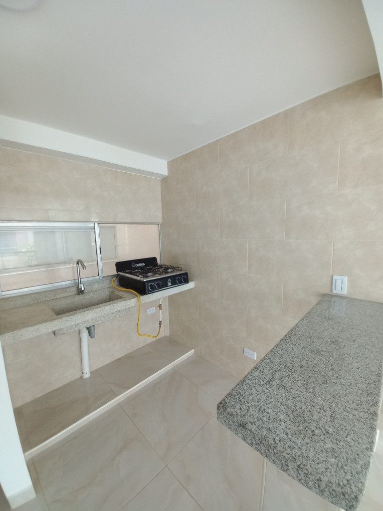 Apartamento En Arriendo - C.r Escarlata Piso 2 Sin Ascensor, Ibagué