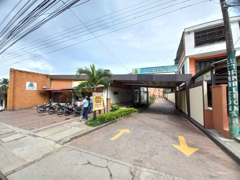 Apartamento En Venta - Conjunto Residencial San Diego Piso 8, Ibagué