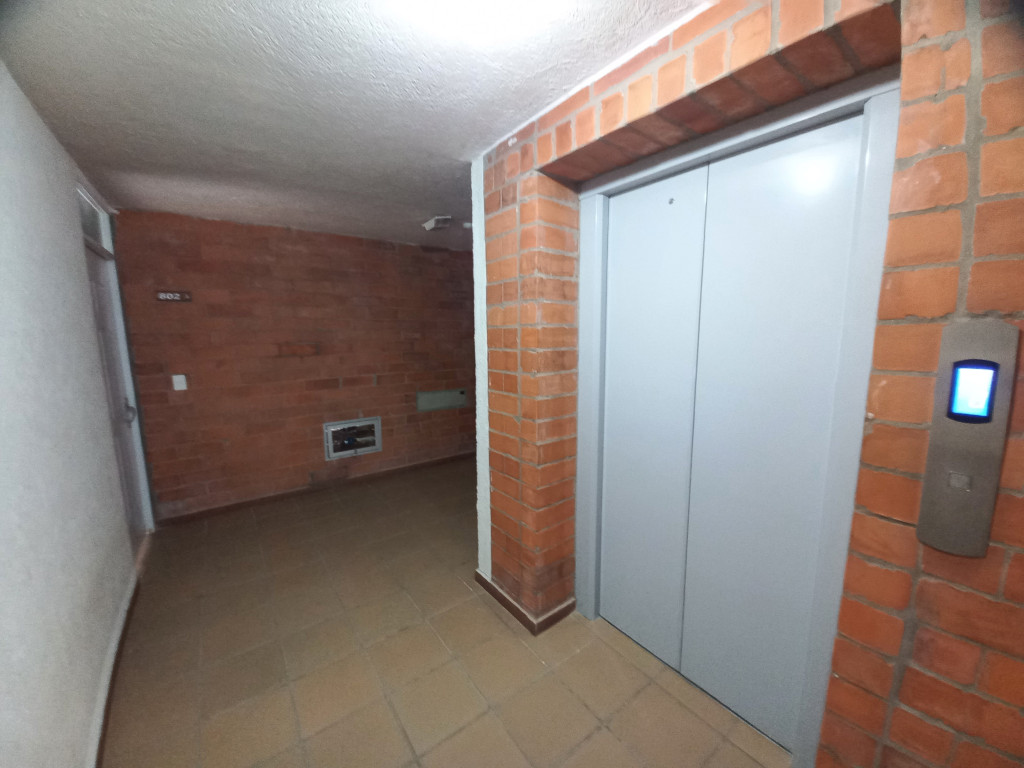 Apartamento En Venta - Conjunto Residencial San Diego Piso 8, Ibagué