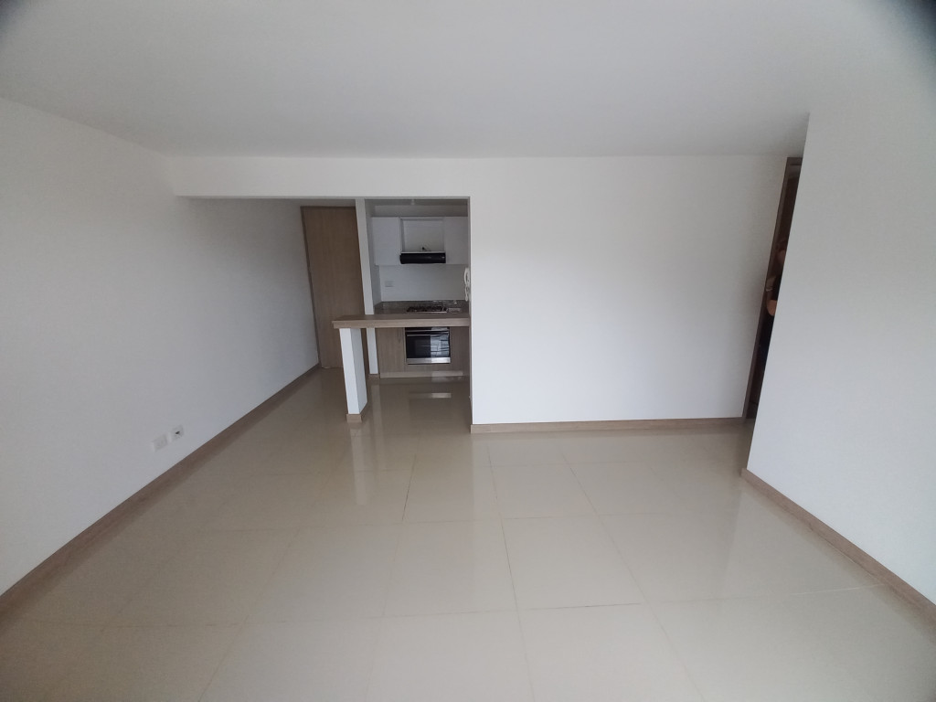 Apartamento En Venta - C.r Malaca Piso 7, Ibagué
