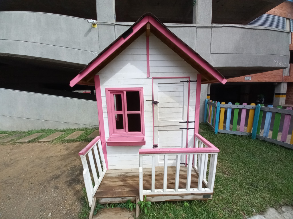 Apartamento En Venta - C.r Malaca Piso 7, Ibagué