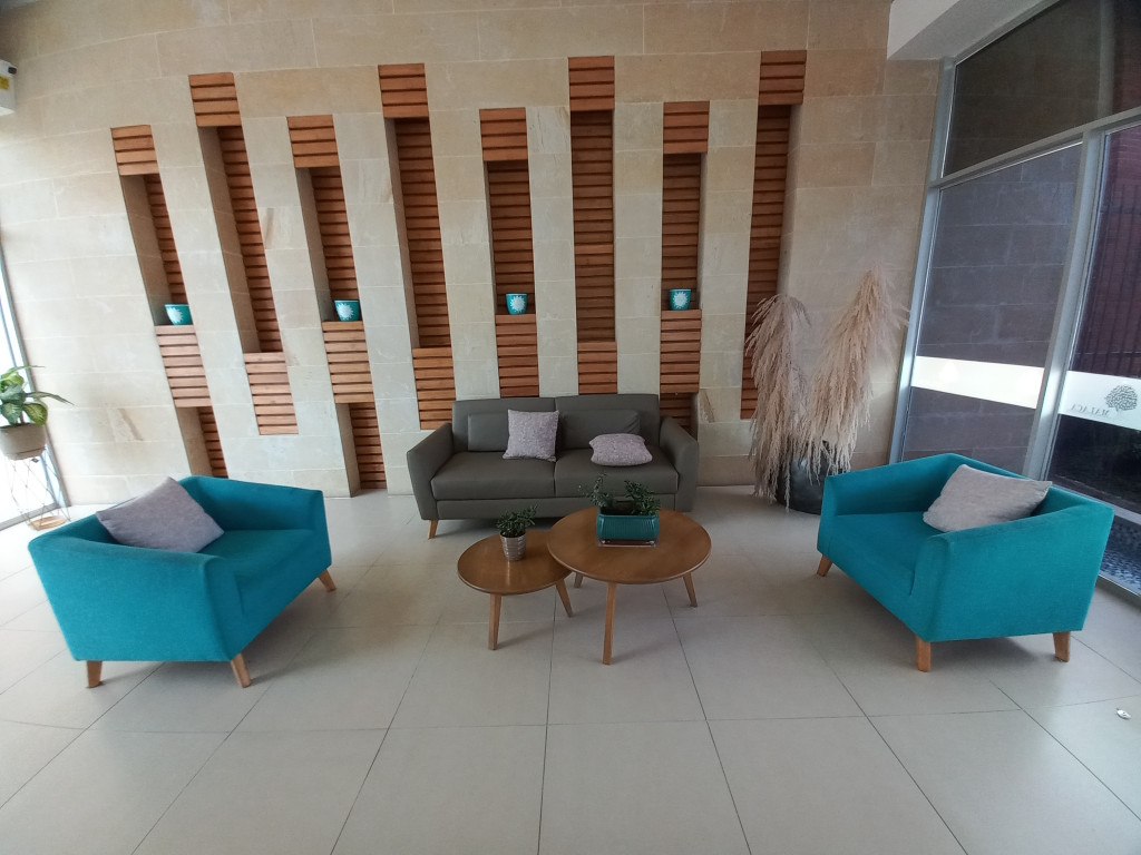 Apartamento En Venta - C.r Malaca Piso 7, Ibagué