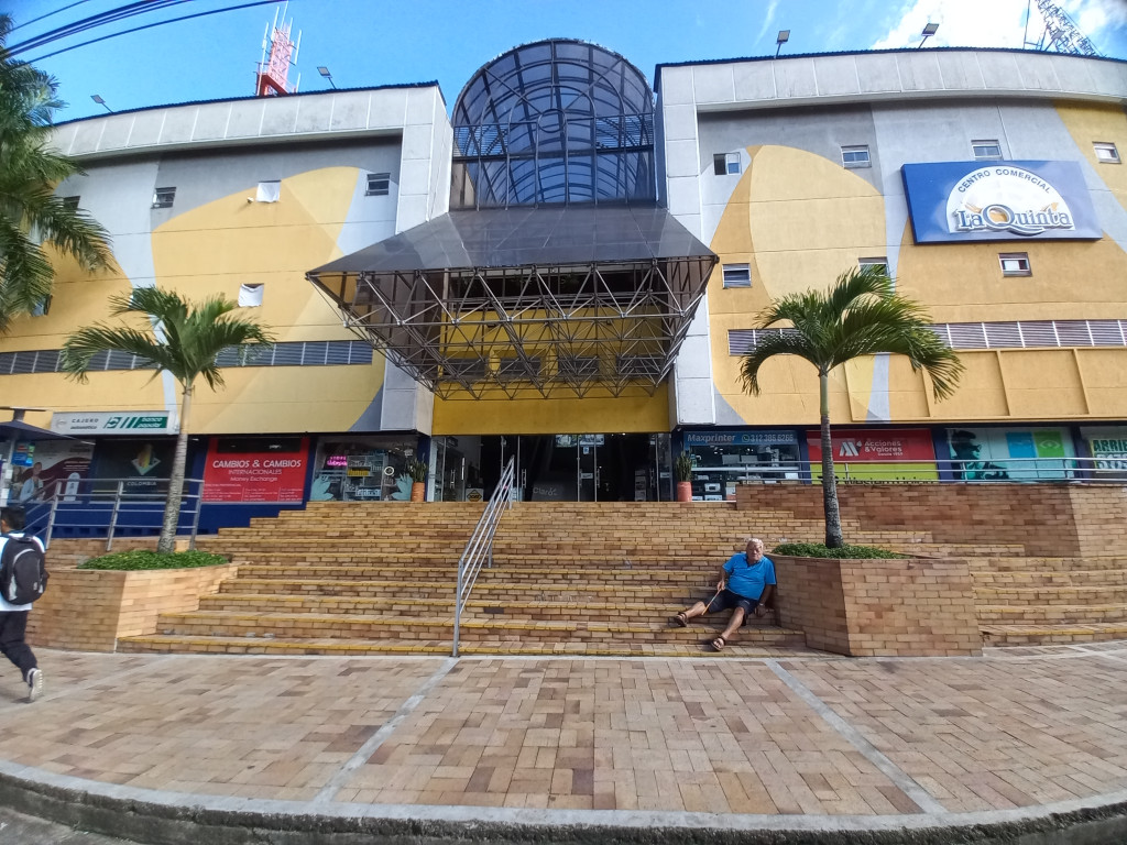 Local En Venta - Centro Comercial La Quinta Piso 2, Ibagué