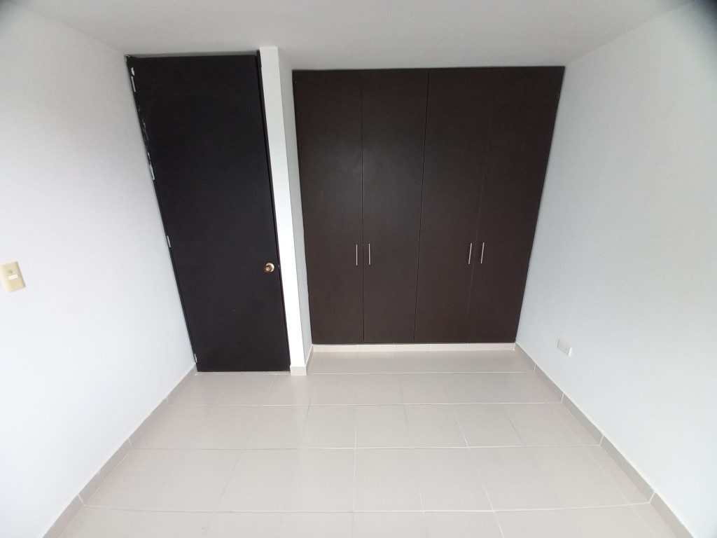 Apartamento En Venta - C.r Reservas De Bilbao Piso 9, Ibagué