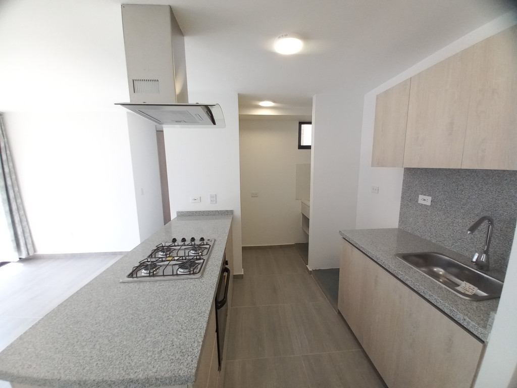 Apartamento En Arriendo - C.r Valle Verde Del Campestre Piso 14, Ibagué