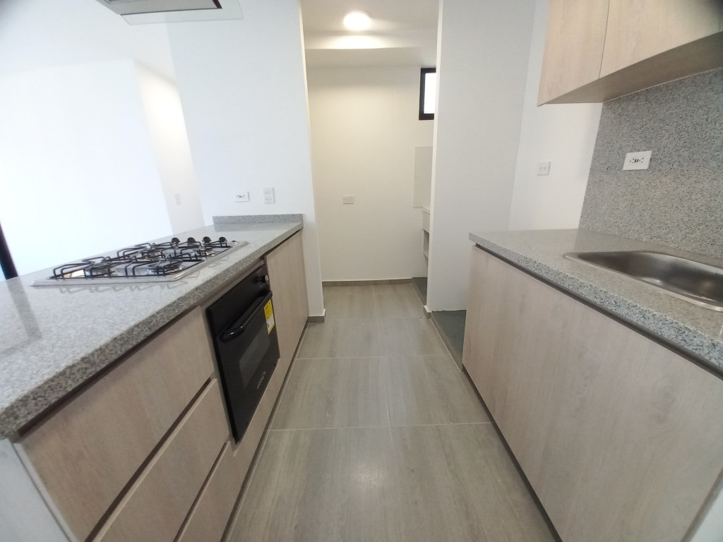 Apartamento En Arriendo - C.r Valle Verde Del Campestre Piso 14, Ibagué