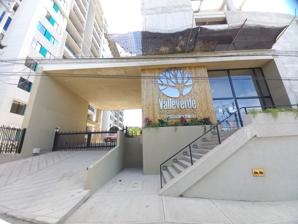 Apartamento En Arriendo - C.r Valle Verde Del Campestre Piso 14, Ibagué