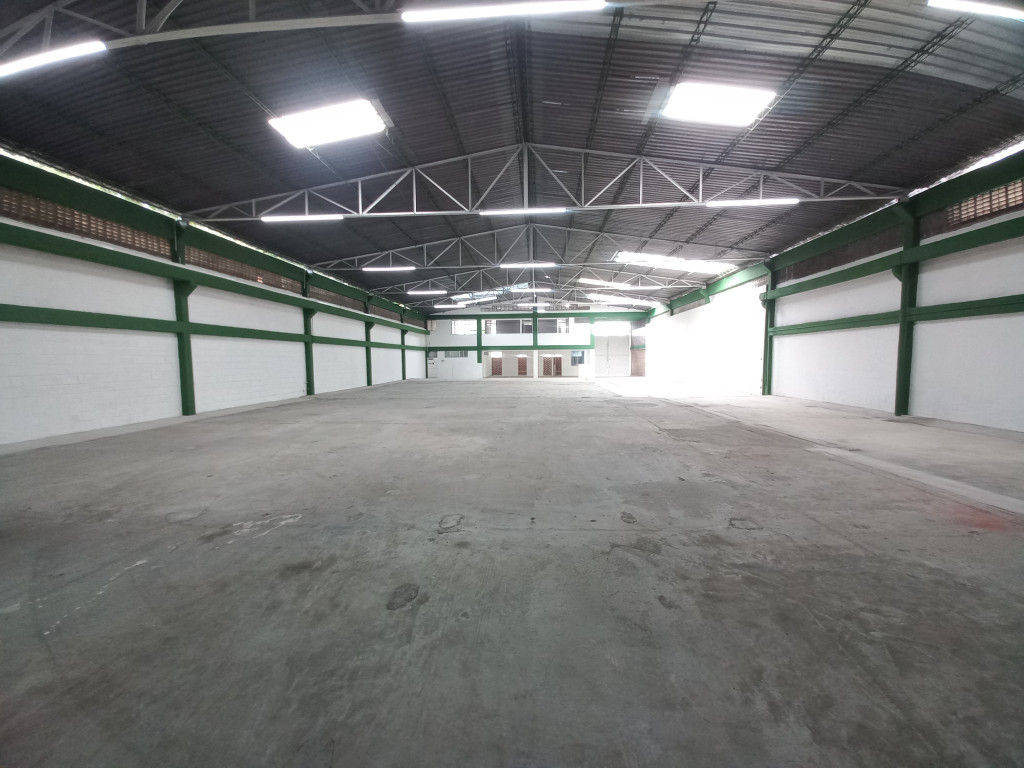 Bodega En Arriendo - Picaleña, Ibagué