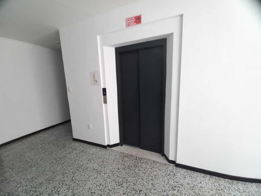 Oficina En Venta - Edificio Molino Piso 5, Ibagué