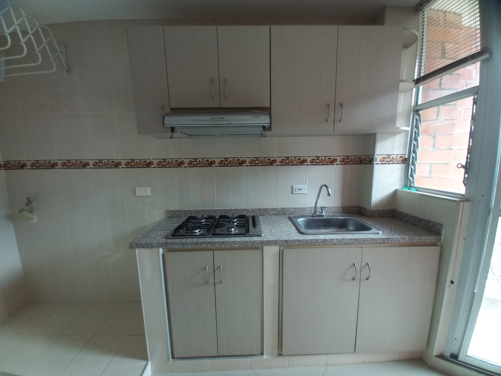 Apartamento En Venta - Conjunto Residencial  Montecarlo Piso 6, Ibagué