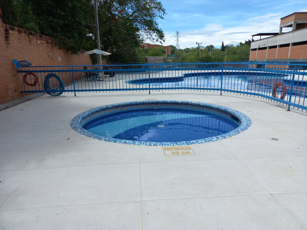 Apartamento En Venta - Conjunto Residencial  Montecarlo Piso 6, Ibagué