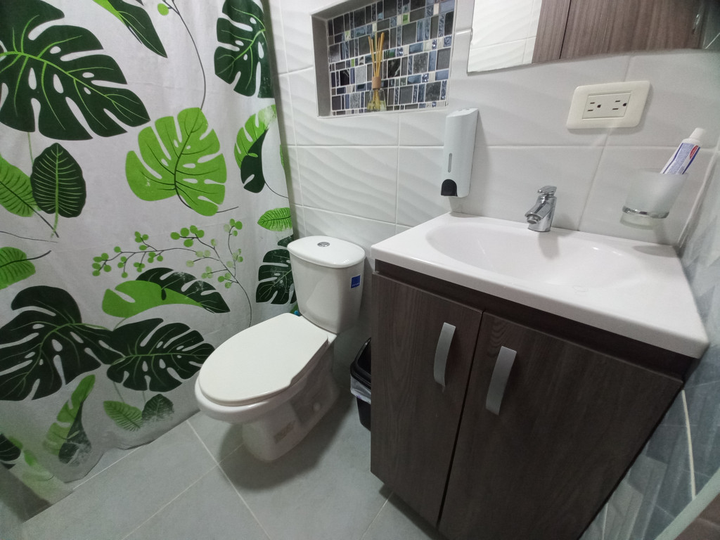 Casa En Venta - Urbanizacion Vasconia, Ibagué