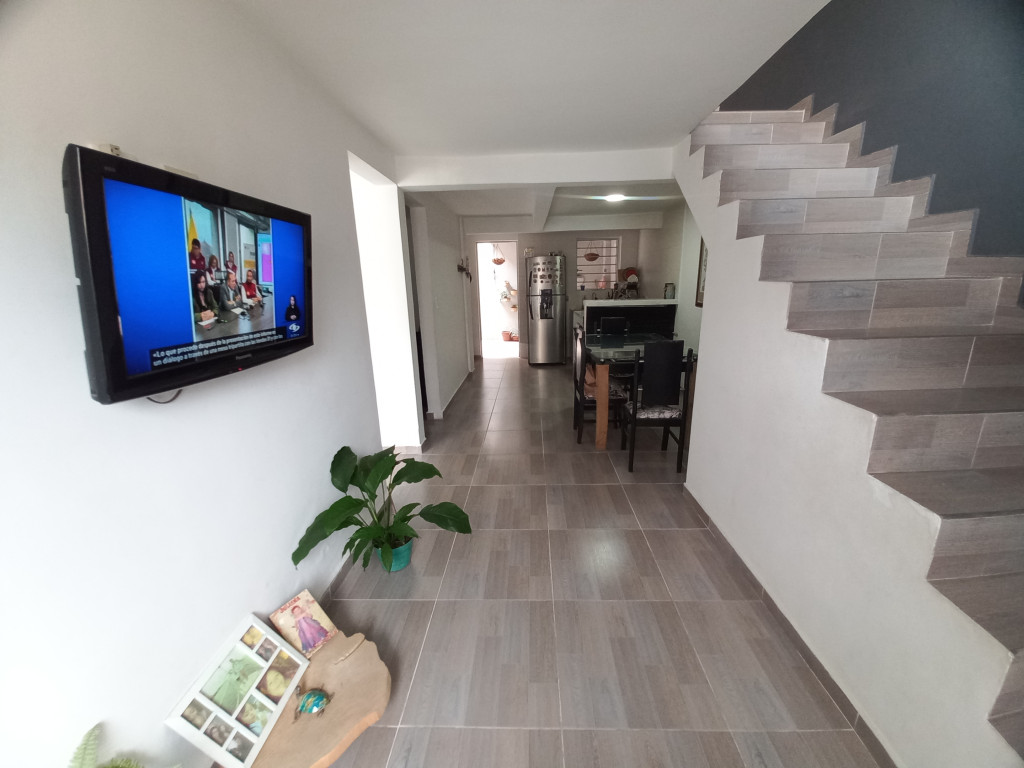 Casa En Venta - Urbanizacion Vasconia, Ibagué