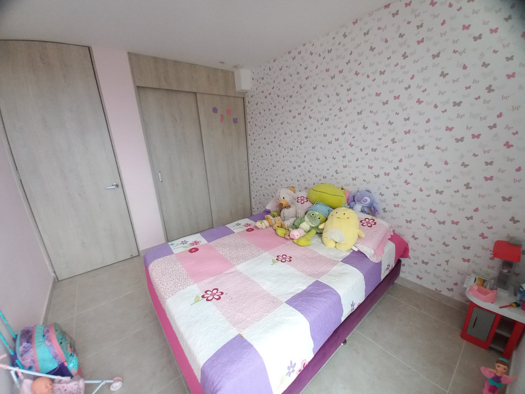 Apartamento En Venta - C.r Foresta Calambeo Piso 12, Ibagué