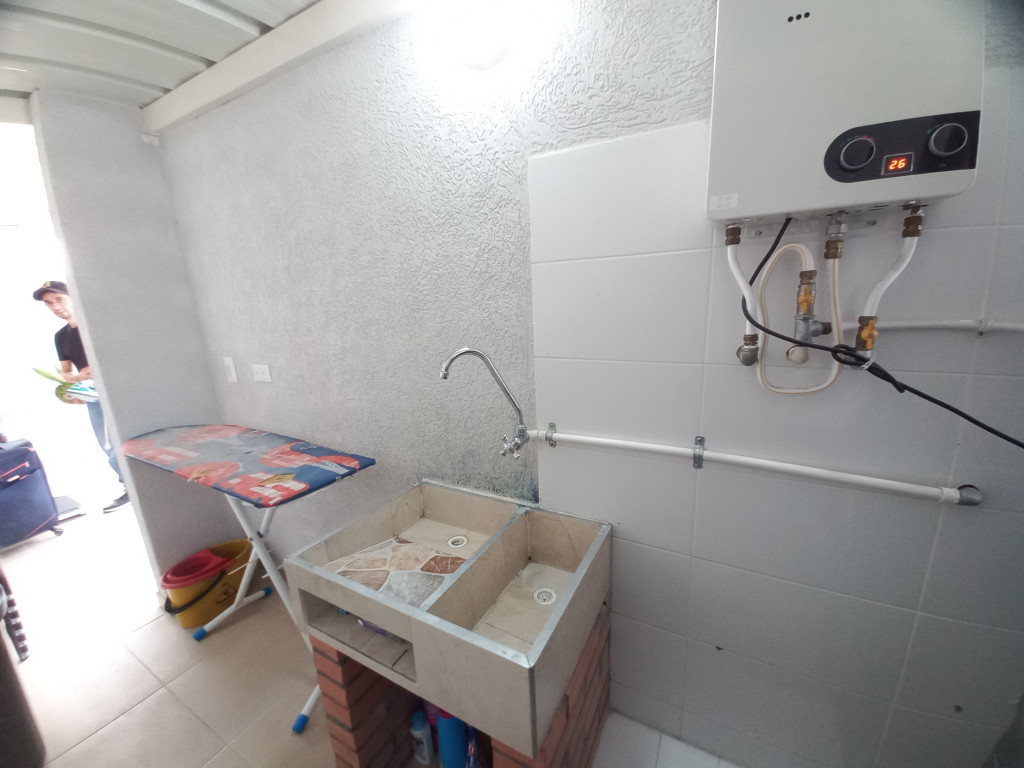 Apartamento En Venta - C.r Foresta Calambeo Piso 12, Ibagué