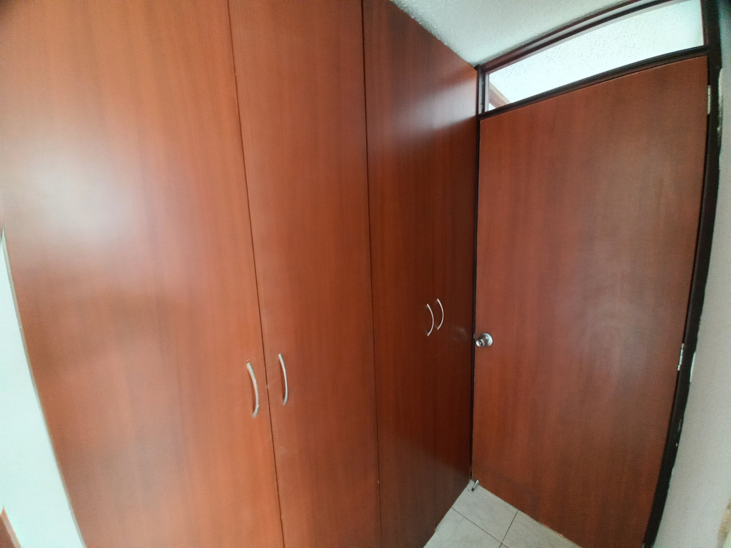 Apartamento En Venta - C.r Mirador De Cantabria Piso 2, Ibagué