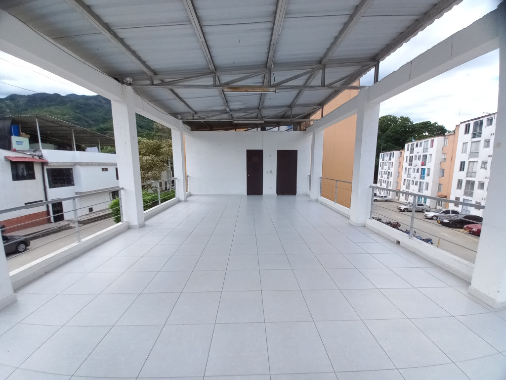 Apartamento En Venta - C.r Mirador De Cantabria Piso 2, Ibagué