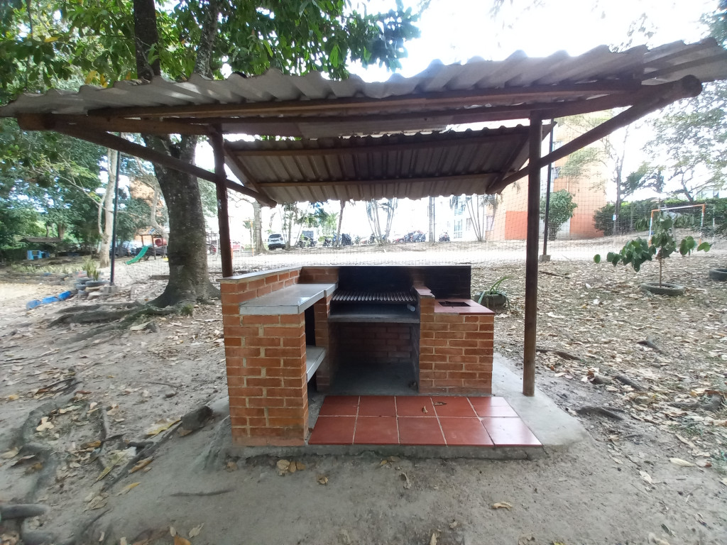 Apartamento En Venta - C.r Mirador De Cantabria Piso 2, Ibagué