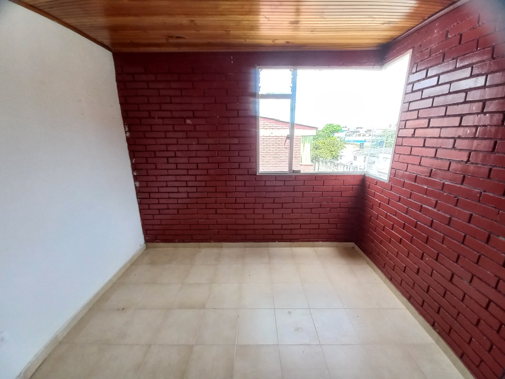 Apartamento En Venta - C.r Caracoli Piso 4 Sin Ascensor, Ibagué