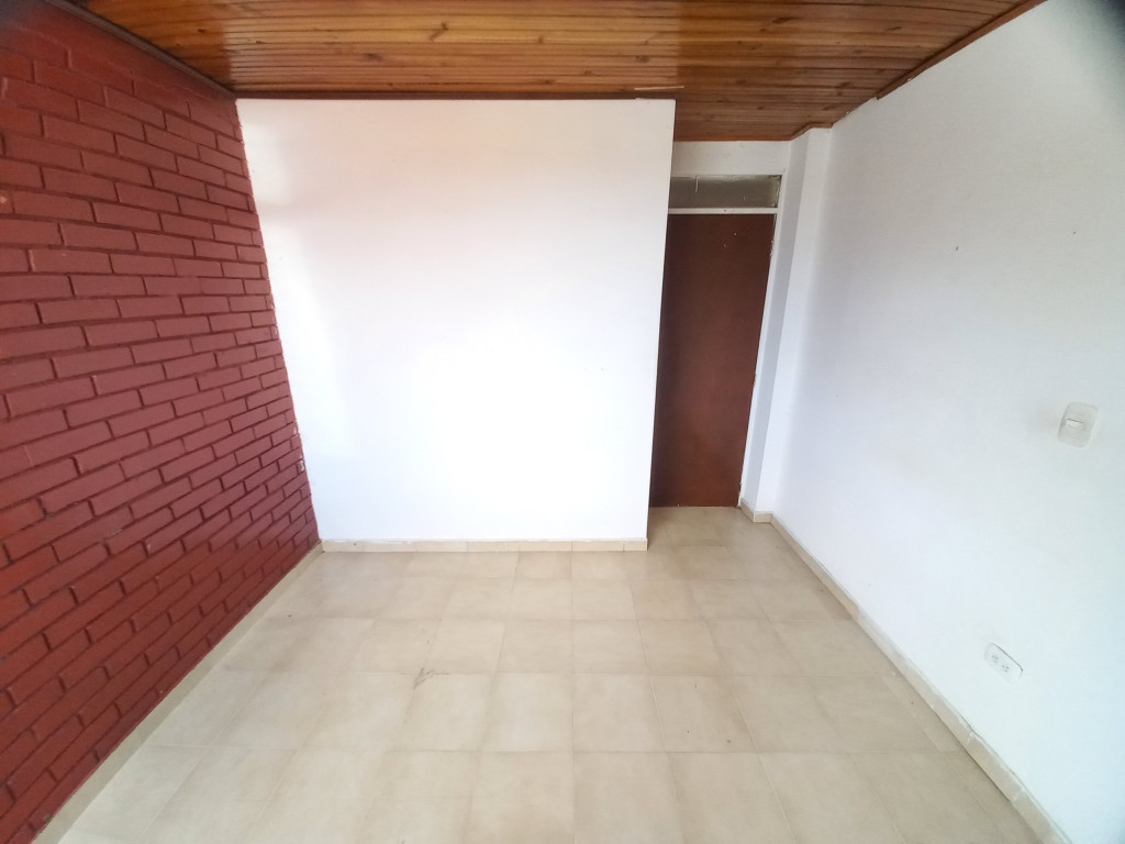 Apartamento En Venta - C.r Caracoli Piso 4 Sin Ascensor, Ibagué