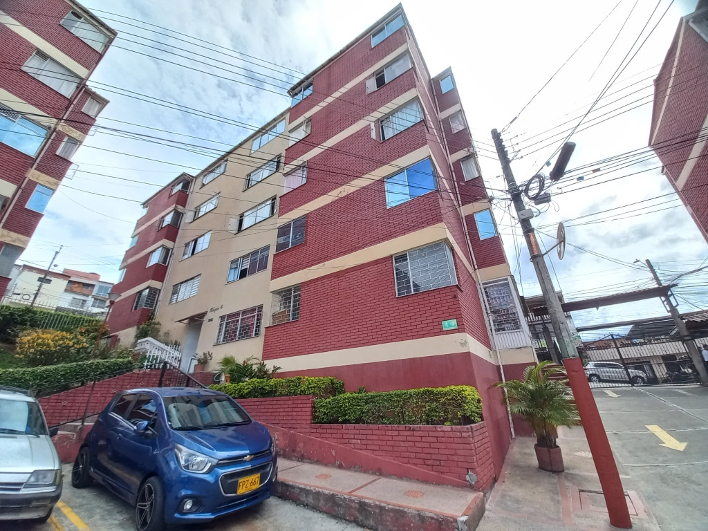 Apartamento En Venta - C.r Caracoli Piso 4 Sin Ascensor, Ibagué