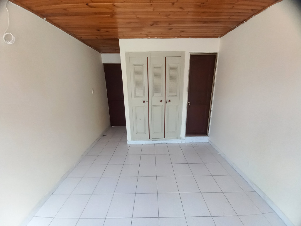 Apartamento En Venta - Edificio Bifamiliar  Gutierrez Romero Piso 2, Ibagué