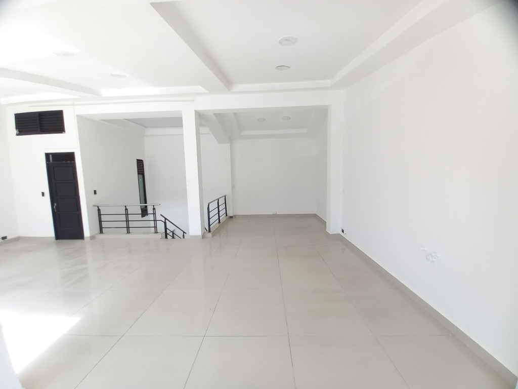 Local En Arriendo - Limonar-Calle 60 Entre 5 Y 6, Ibagué