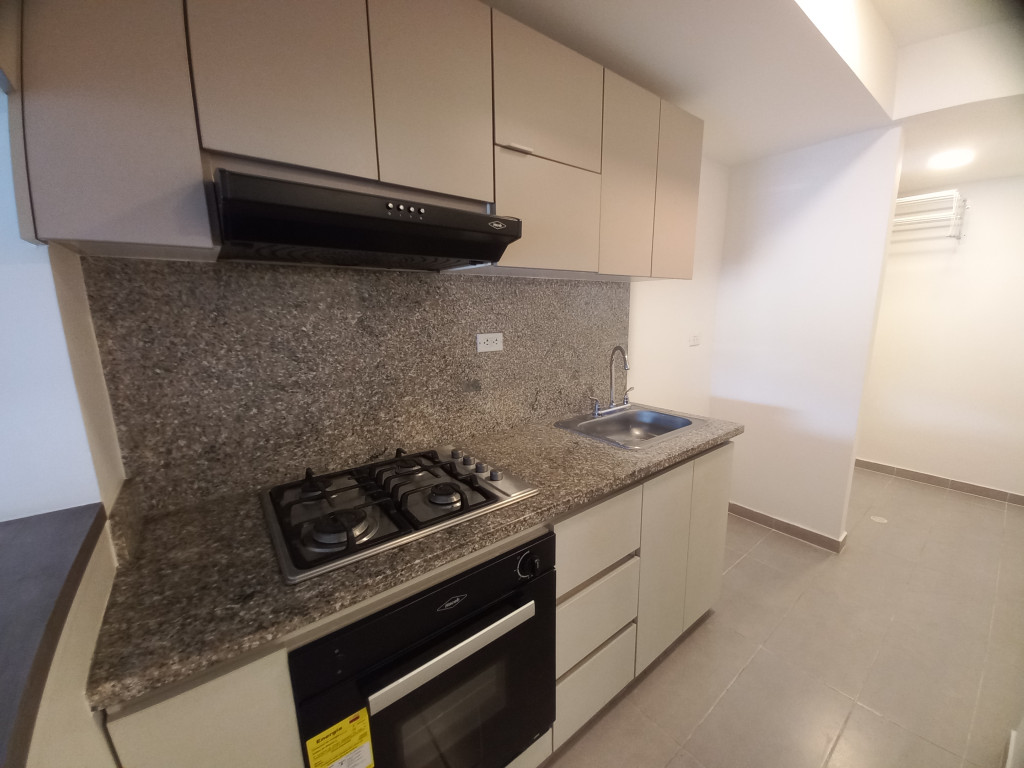 Apartamento En Venta - Edificio Tempo De La Pola Piso 6, Ibagué