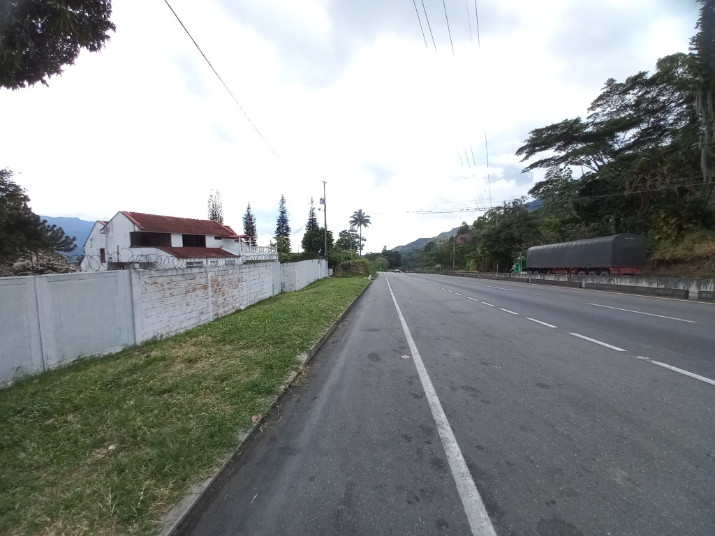 Casa Campestre En Arriendo - Boqueron, Ibagué
