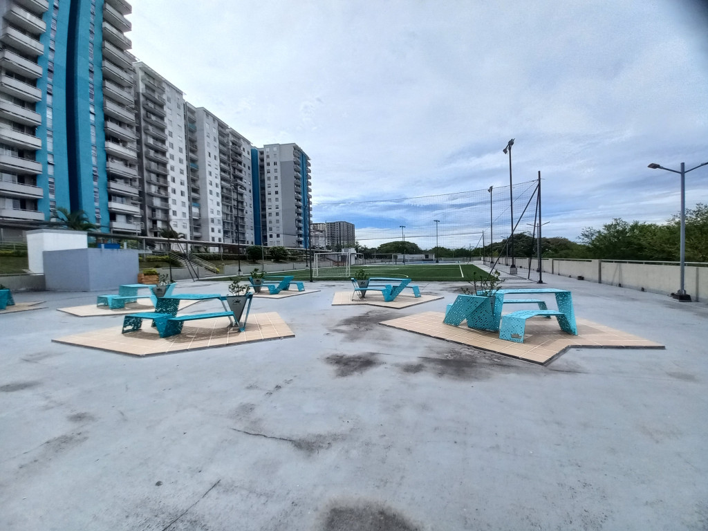 Apartamento En Venta - Montes De Gran Reserva Piso 10, Ibagué