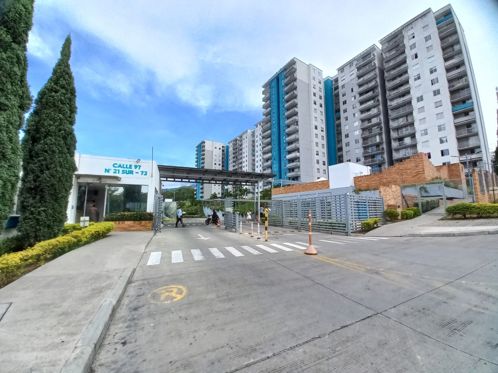 Apartamento En Venta - Montes De Gran Reserva Piso 10, Ibagué