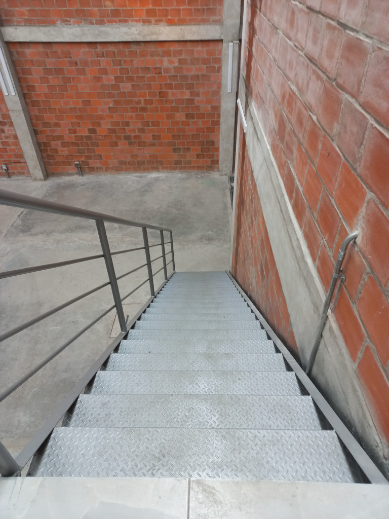 Bodega En Arriendo - Barrio La Estación, Ibagué