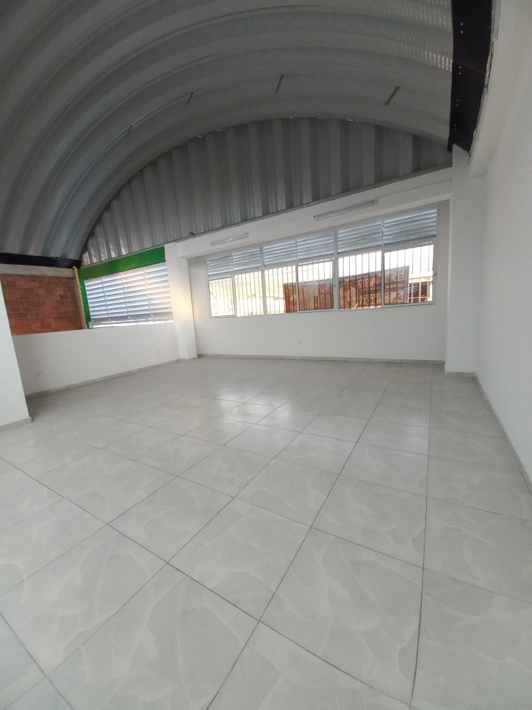 Bodega En Arriendo - Barrio La Estación, Ibagué