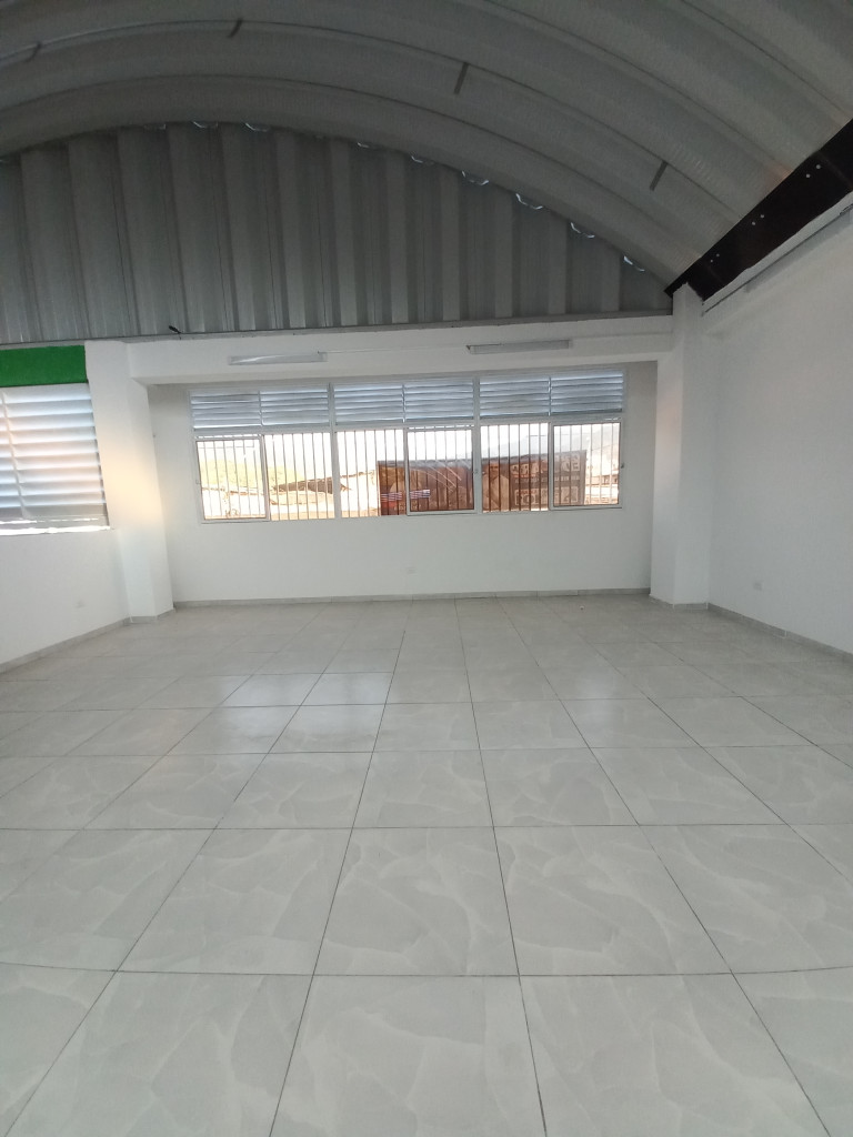 Bodega En Arriendo - Barrio La Estación, Ibagué