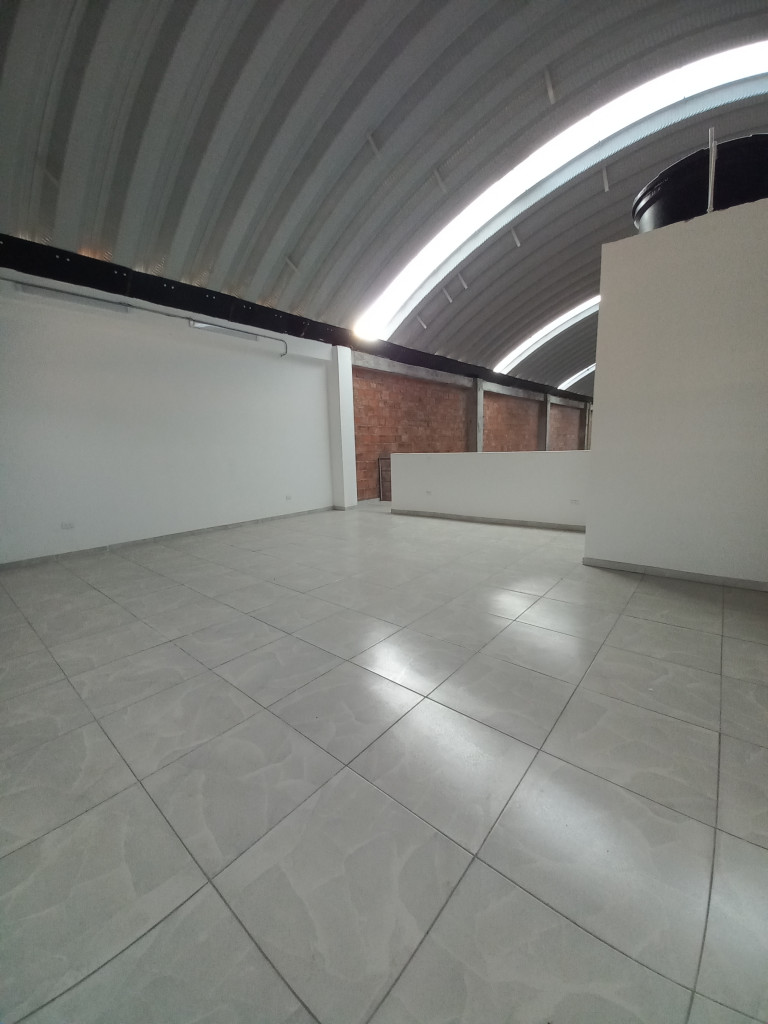 Bodega En Arriendo - Barrio La Estación, Ibagué